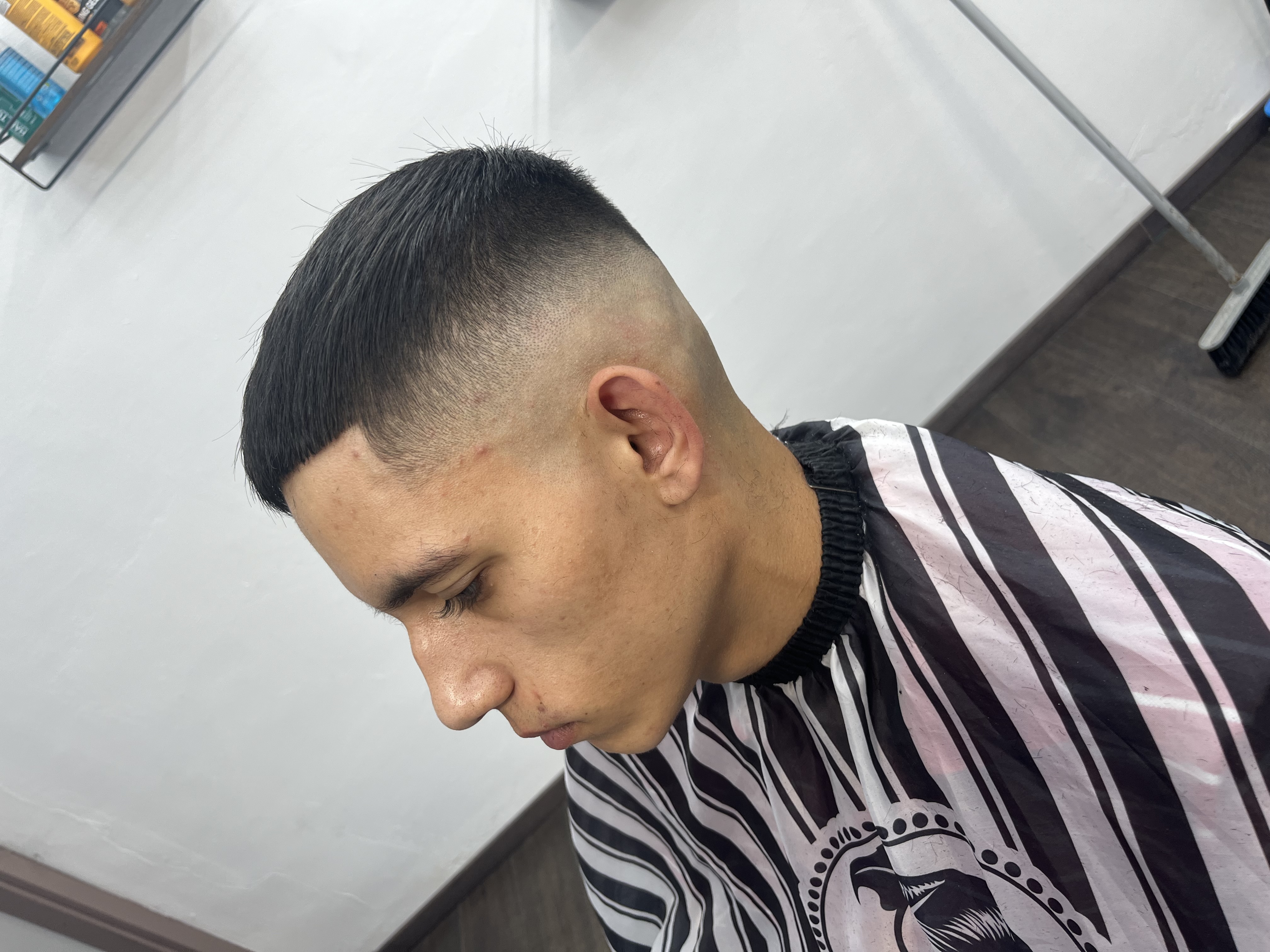 Krisztián munkája — pompadour frizura